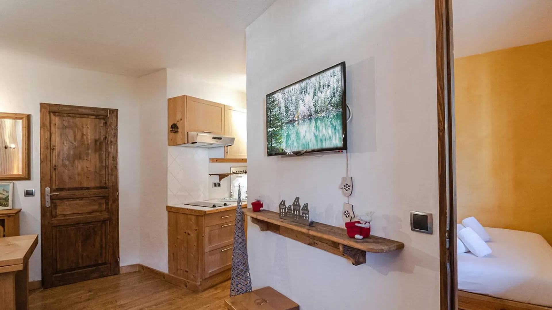 Joli Appartement Renove Avec Balcon Proche Zone Pietonne - Fr-1-343-164 Шамони Апартаменты