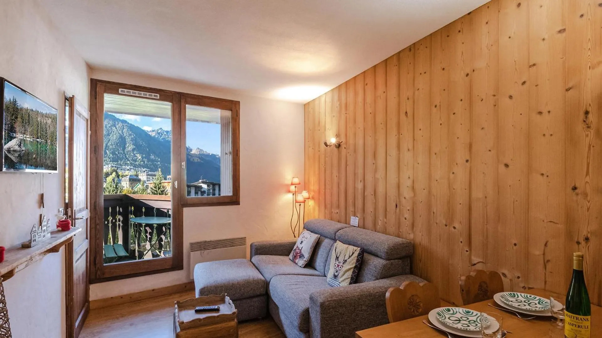 Joli Appartement Renove Avec Balcon Proche Zone Pietonne - Fr-1-343-164 Шамони